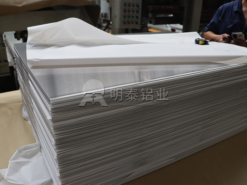 铝蜂窝芯面板用3004热轧污色小黄鸭网站色-源头生产厂家